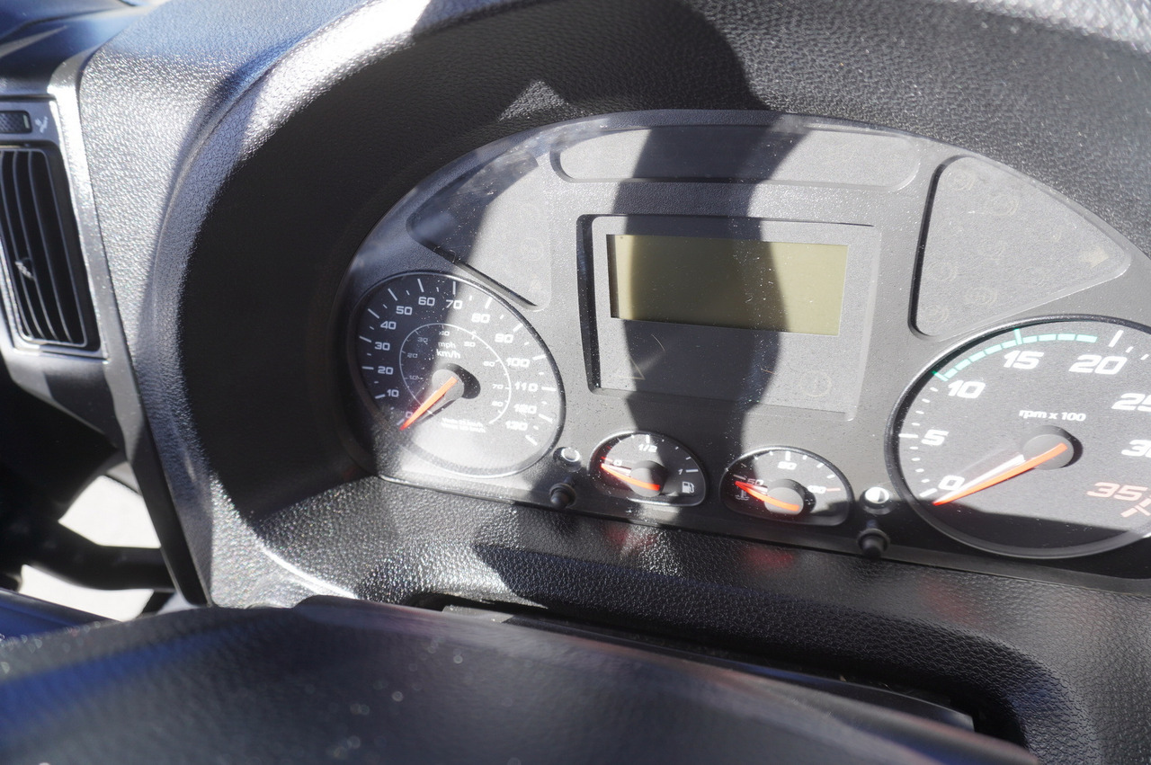 Camion fourgon IVECO Eurocargo 120-190 / 160 thousand km !!! / Box 18 EPAL / Dhollandia lift 1500 kg: photos 17