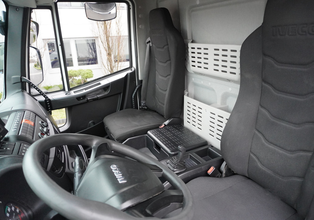 IVECO Eurocargo 190-280L E6 / 19t / 19 euro pallets / Bitemperature en crédit-bail IVECO Eurocargo 190-280L E6 / 19t / 19 euro pallets / Bitemperature: photos 8