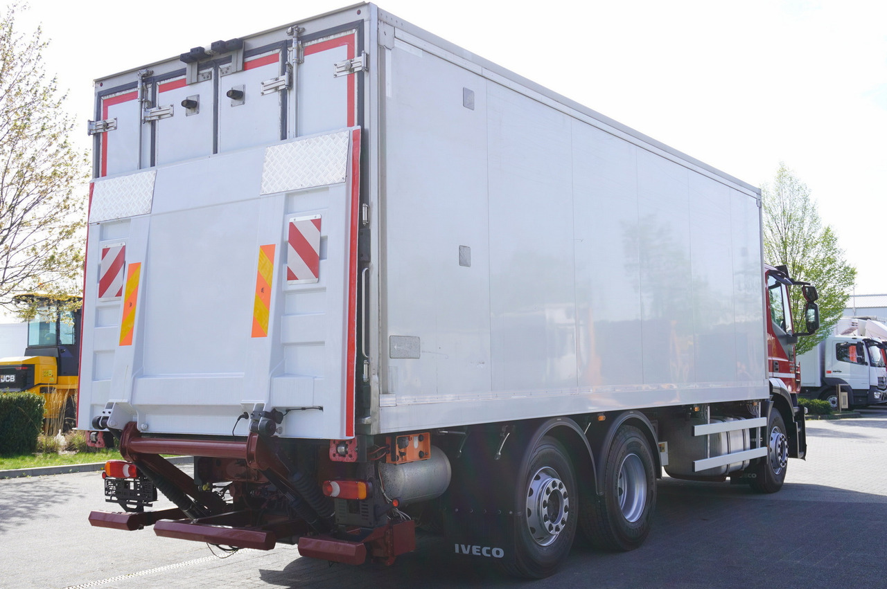 Iveco Stralis 310 6×2 E6 Refrigerator/ ATP/FRC / 18 pallets / Tail lift - Camion frigorifique: photos 4 Iveco Stralis 310 6×2 E6 Refrigerator/ ATP/FRC / 18 pallets / Tail lift - Camion frigorifique: photos 4