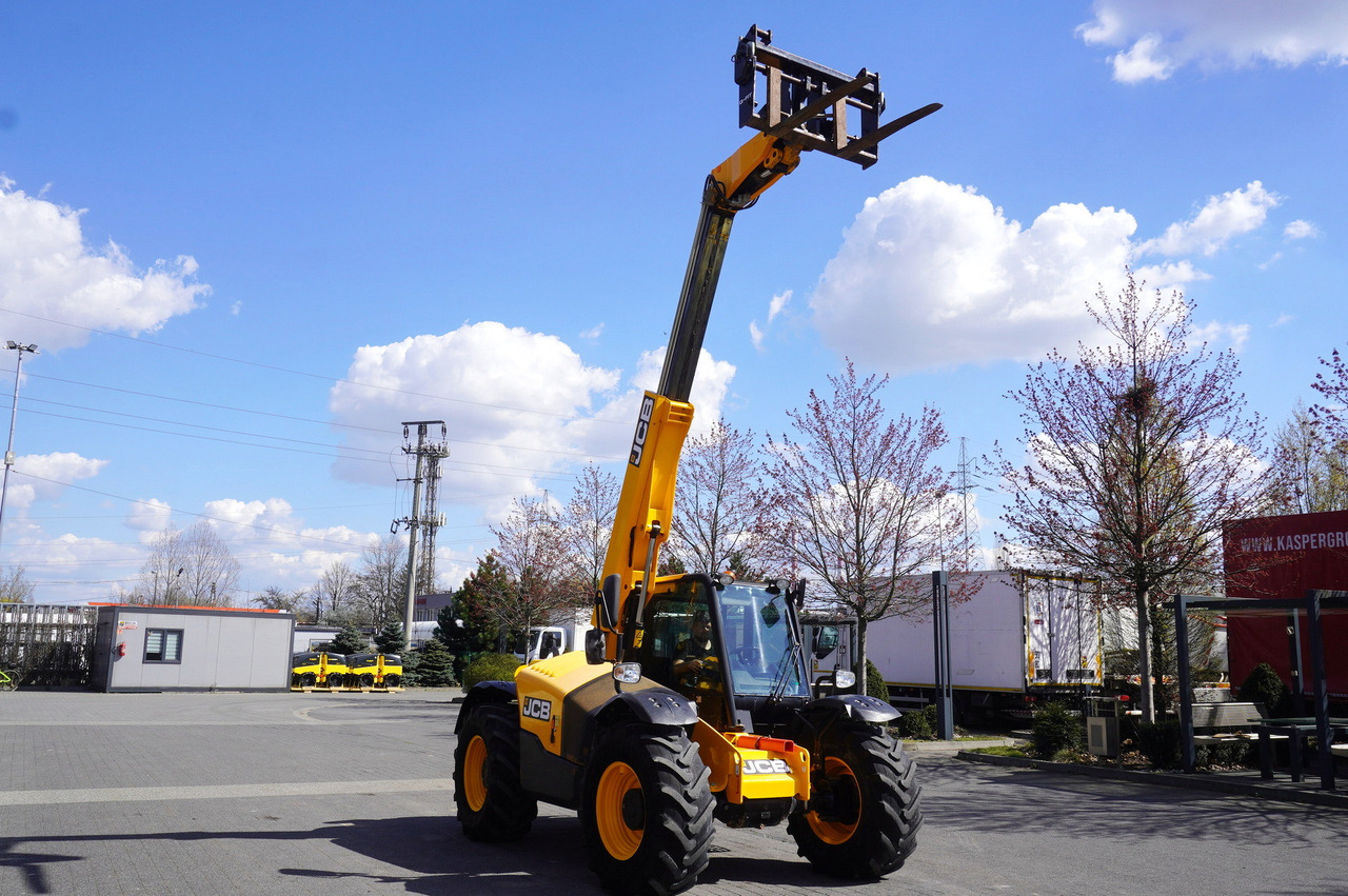 Chargeuse sur pneus JCB 526-56 AGRI Plus / 5.6 m telescopic loader / joystick: photos 26