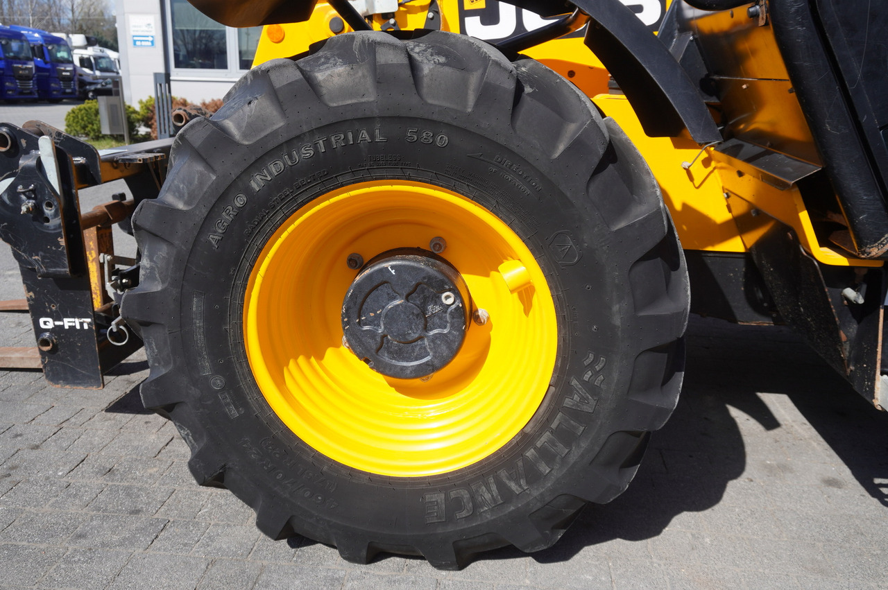 Chargeuse sur pneus JCB 526-56 AGRI Plus / 5.6 m telescopic loader / joystick: photos 13
