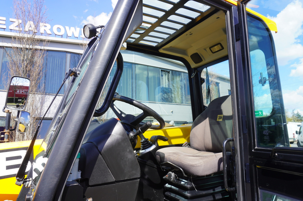 Chargeuse sur pneus JCB 526-56 AGRI Plus / 5.6 m telescopic loader / joystick: photos 11