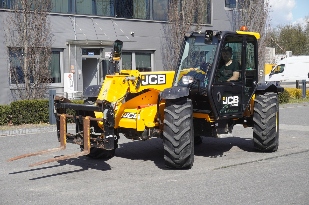 Chargeuse sur pneus JCB 526-56 AGRI Plus / 5.6 m telescopic loader / joystick: photos 21