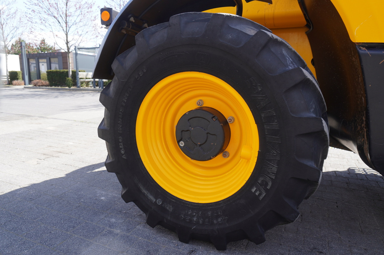 Chargeuse sur pneus JCB 526-56 AGRI Plus / 5.6 m telescopic loader / joystick: photos 16