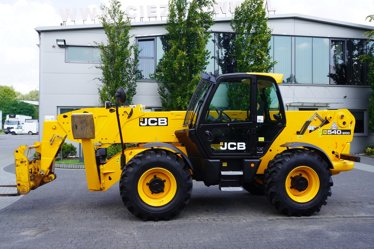 JCB 540-200 Telescopic Loader / 20 m reach / joystick - Chargeuse sur pneus télescopique: photos 3 JCB 540-200 Telescopic Loader / 20 m reach / joystick - Chargeuse sur pneus télescopique: photos 3