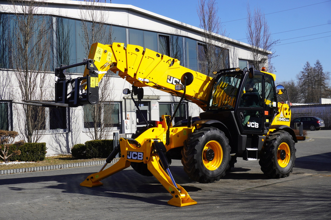 Chargeuse sur pneus JCB 540-200 Telescopic Loader / 20m / joystick: photos 21