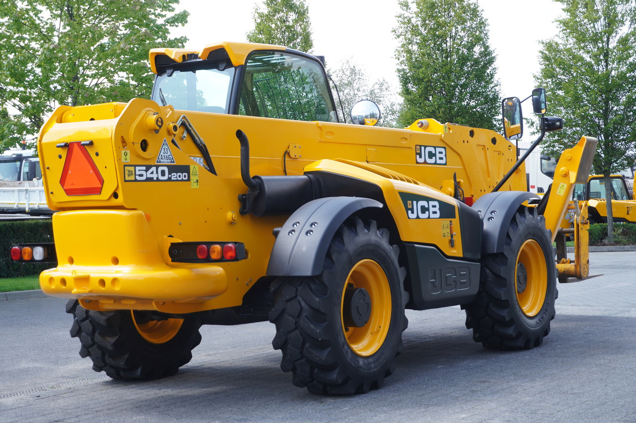 JCB JCB 540-200 Telescopic Loader / 20 m reach / joystick - Chargeuse sur pneus télescopique: photos 5 JCB JCB 540-200 Telescopic Loader / 20 m reach / joystick - Chargeuse sur pneus télescopique: photos 5