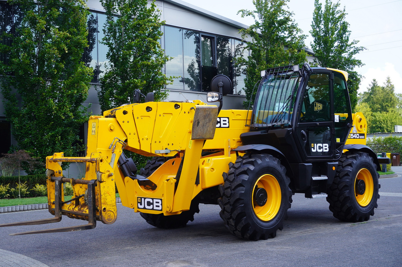 JCB JCB 540-200 Telescopic Loader / 20 m reach / joystick - Chargeuse sur pneus télescopique: photos 2 JCB JCB 540-200 Telescopic Loader / 20 m reach / joystick - Chargeuse sur pneus télescopique: photos 2