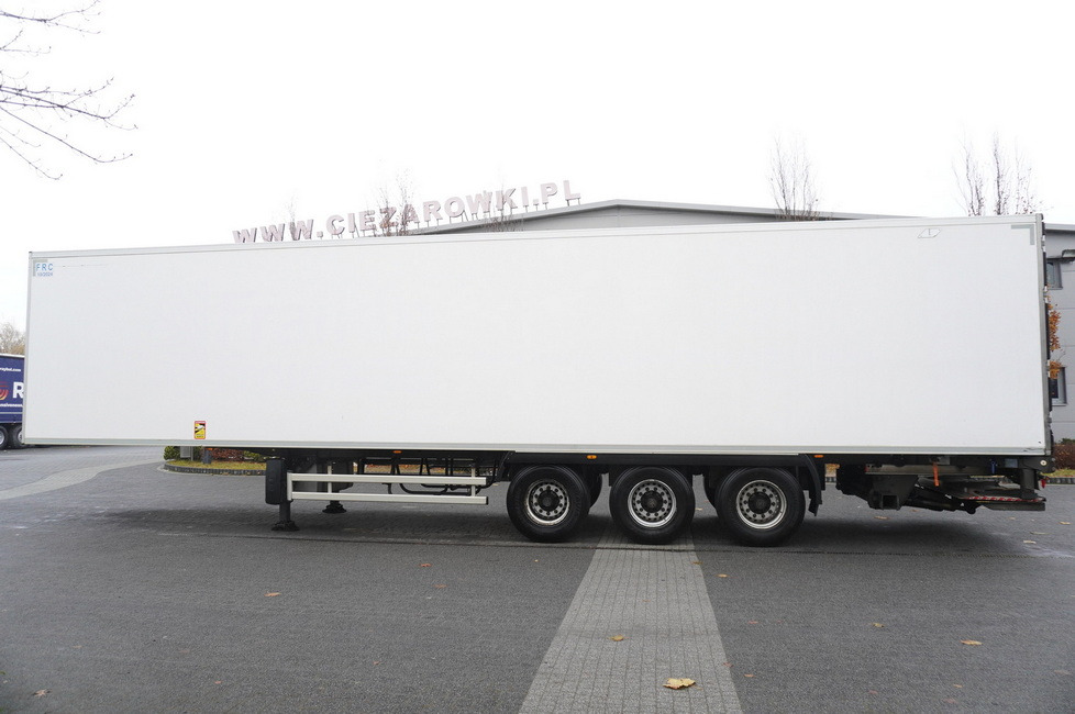 LAMBERET refrigerated semi-trailer / Carrier Vector 1550 unit - Semi-remorque frigorifique: photos 3 LAMBERET refrigerated semi-trailer / Carrier Vector 1550 unit - Semi-remorque frigorifique: photos 3
