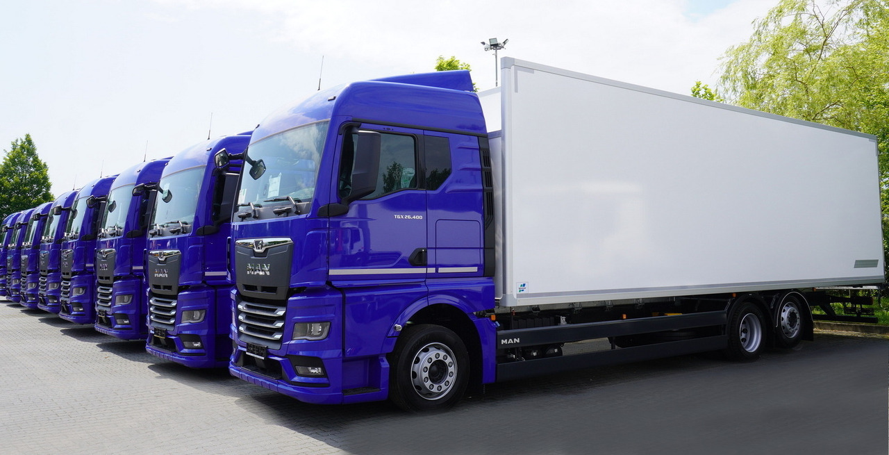 MAN New MAN TGX 26.400 / NEW IGLOOCAR refrigerator 23 pallets / 6×2 / 2024 / 10 units - Camion isothermique: photos 4 MAN New MAN TGX 26.400 / NEW IGLOOCAR refrigerator 23 pallets / 6×2 / 2024 / 10 units - Camion isothermique: photos 4
