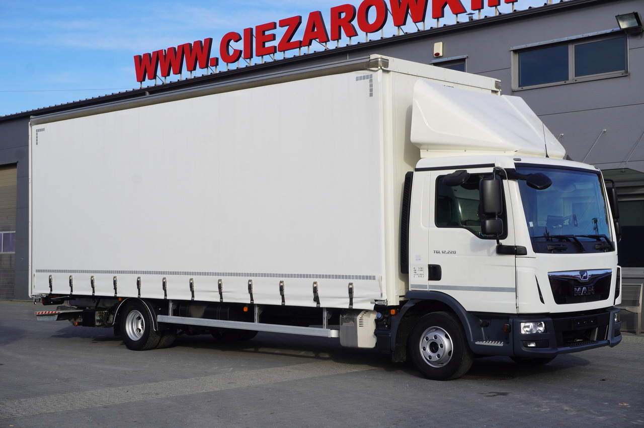 MAN TGL 12.220 / Curtainsider 19 EPAL / 140 tho. km - Camion à rideaux coulissants: photos 2 MAN TGL 12.220 / Curtainsider 19 EPAL / 140 tho. km - Camion à rideaux coulissants: photos 2