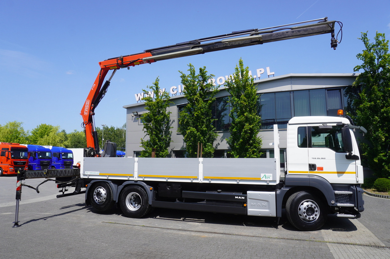 MAN TGS 26.360 Flatbed / Fassi F175 7.7 T / steered 3rd axle - Camion grue: photos 4 MAN TGS 26.360 Flatbed / Fassi F175 7.7 T / steered 3rd axle - Camion grue: photos 4