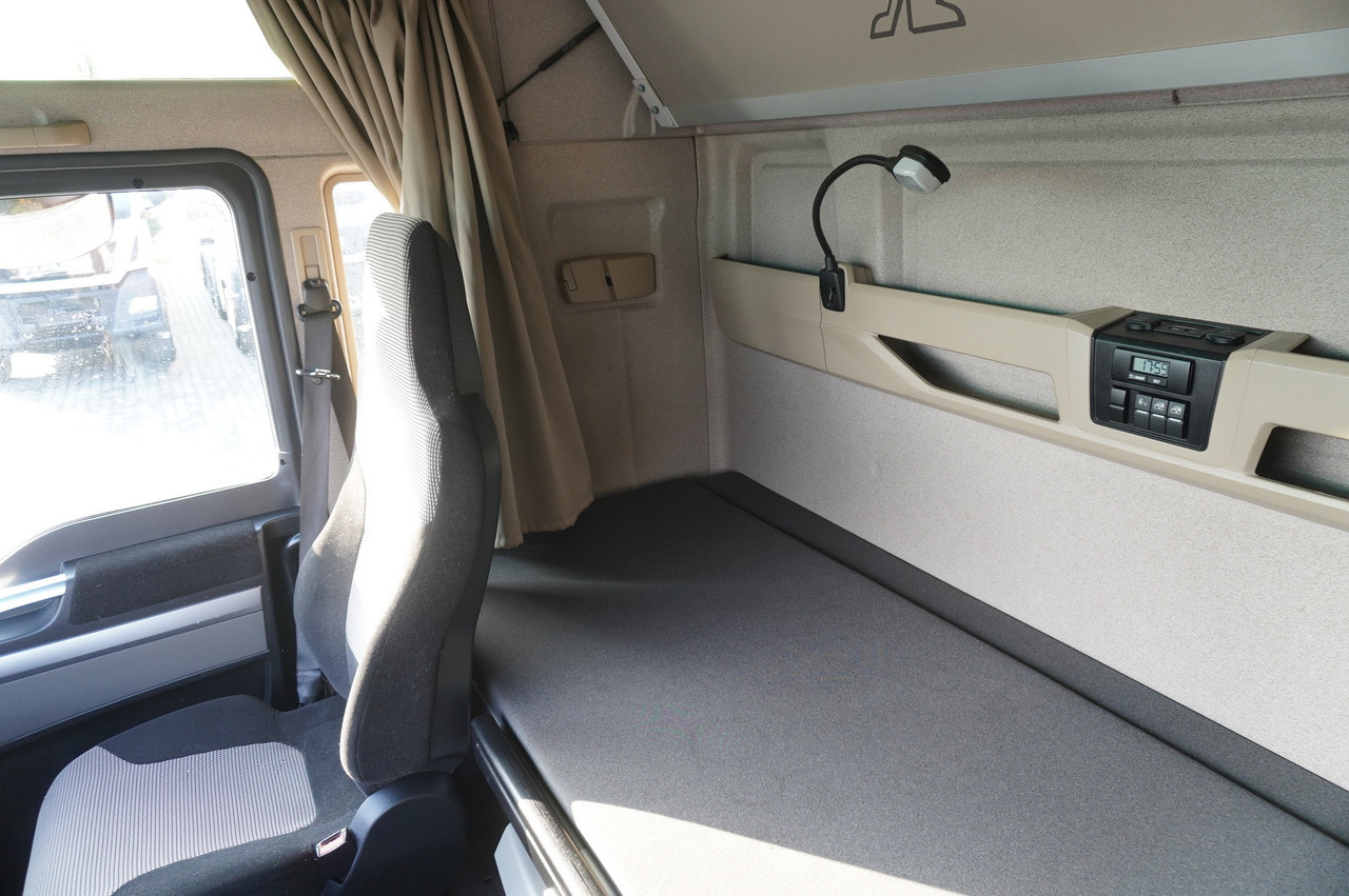 Châssis cabine MAN TGX 35.580 E6 8x4/4 - 8.8m chassis frame: photos 26