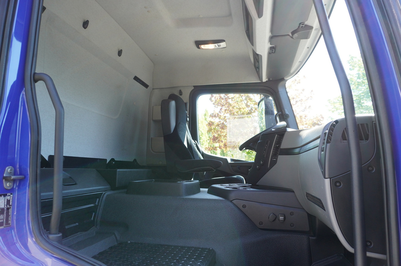 MERCEDES-BENZ Actros 18.35 LS / Body NEW septic tank (08/2025) 11000 l / 280000 kilometers! en crédit-bail MERCEDES-BENZ Actros 18.35 LS / Body NEW septic tank (08/2025) 11000 l / 280000 kilometers!: photos 16