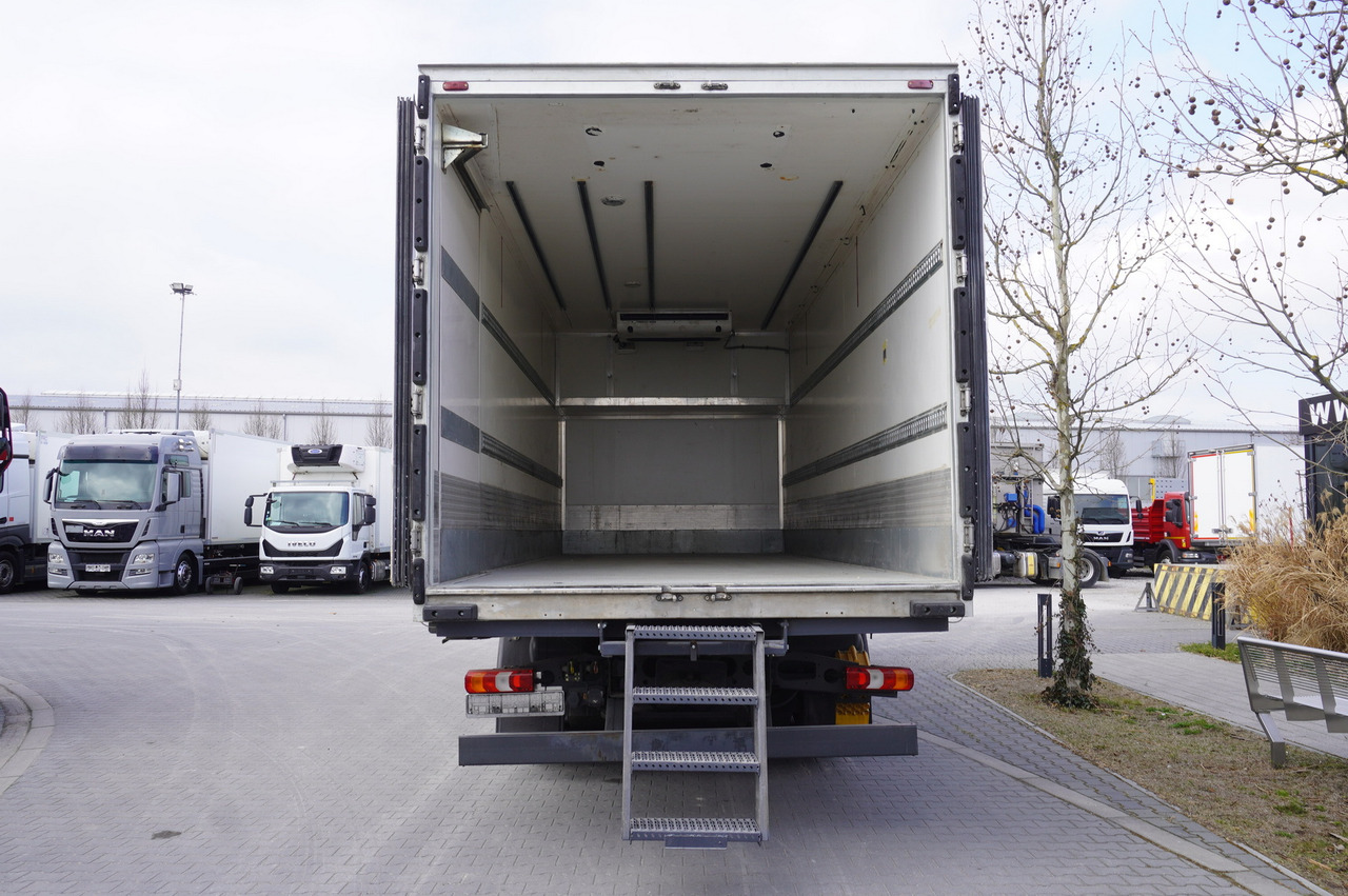 MERCEDES-BENZ Actros 2542 / GIGA cabin / Thermoking 1000R - Camion frigorifique: photos 5 MERCEDES-BENZ Actros 2542 / GIGA cabin / Thermoking 1000R - Camion frigorifique: photos 5