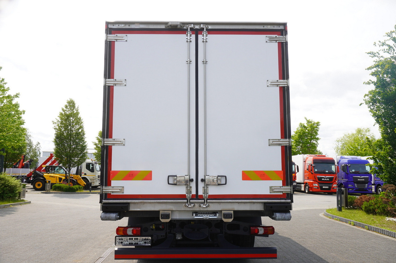MERCEDES-BENZ Actros 2543 / Lecapitaine Refrigerator Multitemperature / Carrier Supra 950 MT - Camion frigorifique: photos 3 MERCEDES-BENZ Actros 2543 / Lecapitaine Refrigerator Multitemperature / Carrier Supra 950 MT - Camion frigorifique: photos 3