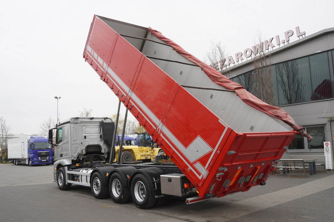 MERCEDES-BENZ Actros 3563 8x4 / Tipper for grain 20 t load capacity - Camion benne: photos 5 MERCEDES-BENZ Actros 3563 8x4 / Tipper for grain 20 t load capacity - Camion benne: photos 5