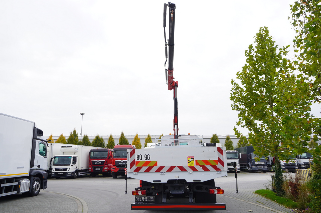 MERCEDES-BENZ Arocs 1830 / Flatbed 16 EPAL / HDS Fassi 155 / Reach 8 m / Load capacity 6160 kg - Camion plateau, Camion grue: photos 3 MERCEDES-BENZ Arocs 1830 / Flatbed 16 EPAL / HDS Fassi 155 / Reach 8 m / Load capacity 6160 kg - Camion plateau, Camion grue: photos 3