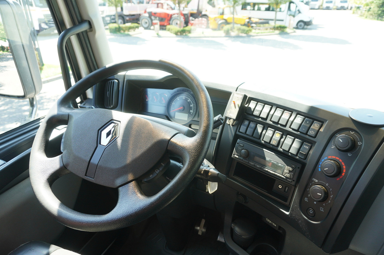 RENAULT C320 P 4x2 / FASSI crane 6.2 T / range 10 m / Flatbed 15 EPAL / 50 tho. km! en crédit-bail RENAULT C320 P 4x2 / FASSI crane 6.2 T / range 10 m / Flatbed 15 EPAL / 50 tho. km!: photos 15 RENAULT C320 P 4x2 / FASSI crane 6.2 T / range 10 m / Flatbed 15 EPAL / 50 tho. km! en crédit-bail RENAULT C320 P 4x2 / FASSI crane 6.2 T / range 10 m / Flatbed 15 EPAL / 50 tho. km!: photos 15