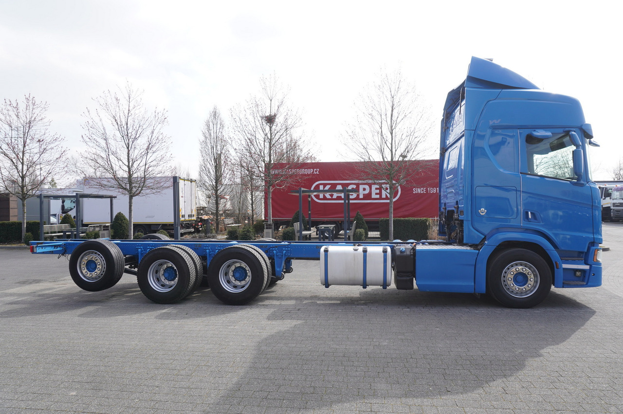 SCANIA R650 V8 / 650 HP/ frame 8.8 m / steered 4th axle - Camion grue: photos 4 SCANIA R650 V8 / 650 HP/ frame 8.8 m / steered 4th axle - Camion grue: photos 4