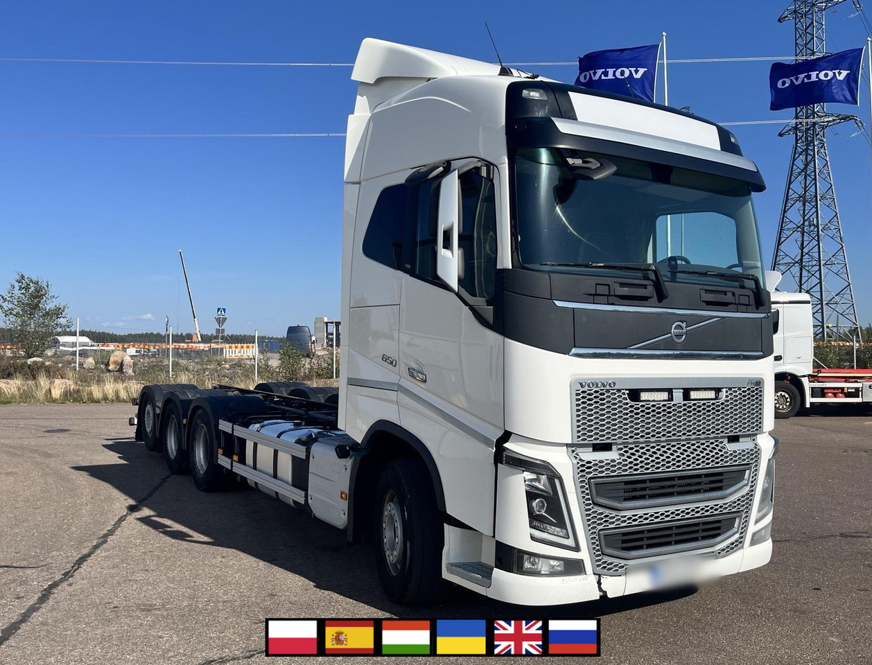 VOLVO FH 650 8x4 / Truck chassis / Sleeper cab - Châssis cabine: photos 1 VOLVO FH 650 8x4 / Truck chassis / Sleeper cab - Châssis cabine: photos 1