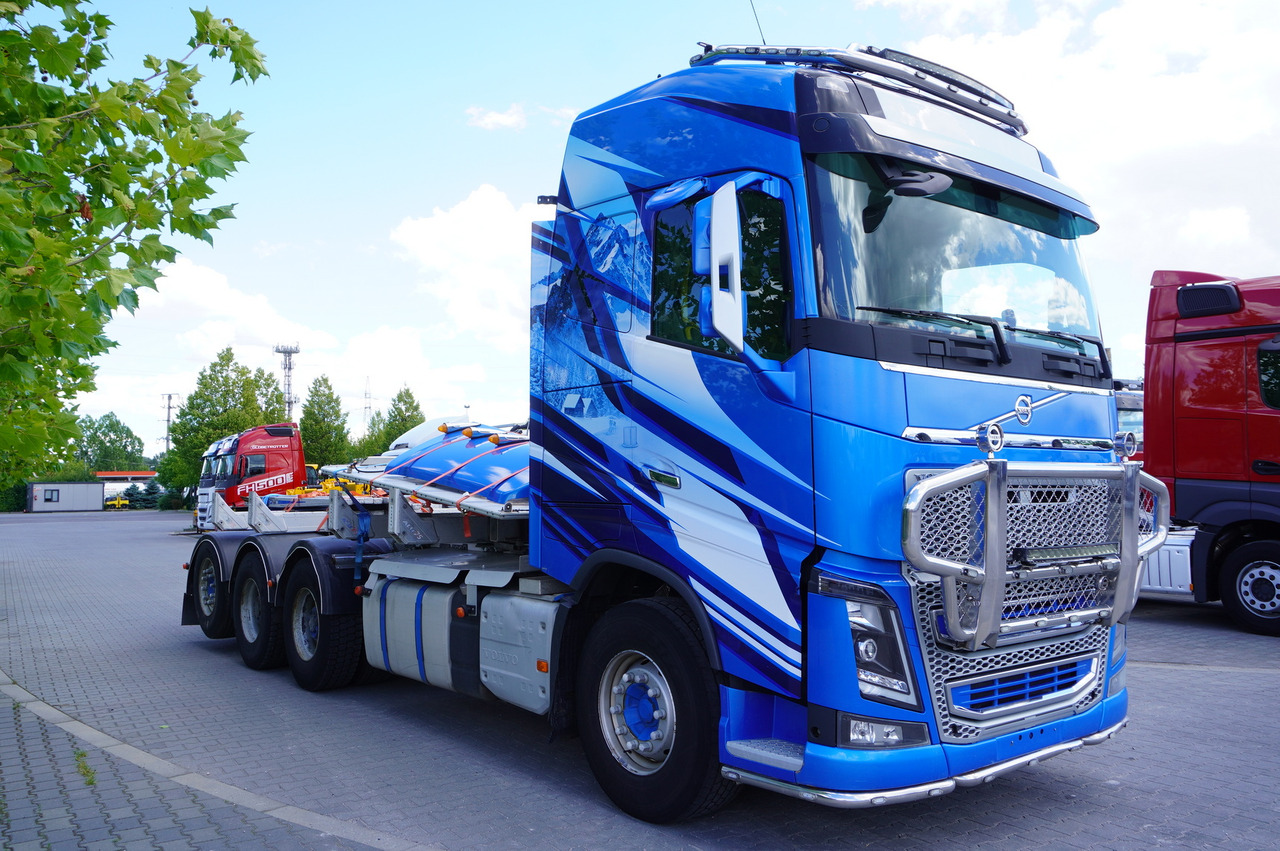 VOLVO FH16 750 8x4 / ALUCAR stanchion superstructure / 7.6 m chassis / Steered axle - Châssis cabine: photos 4 VOLVO FH16 750 8x4 / ALUCAR stanchion superstructure / 7.6 m chassis / Steered axle - Châssis cabine: photos 4