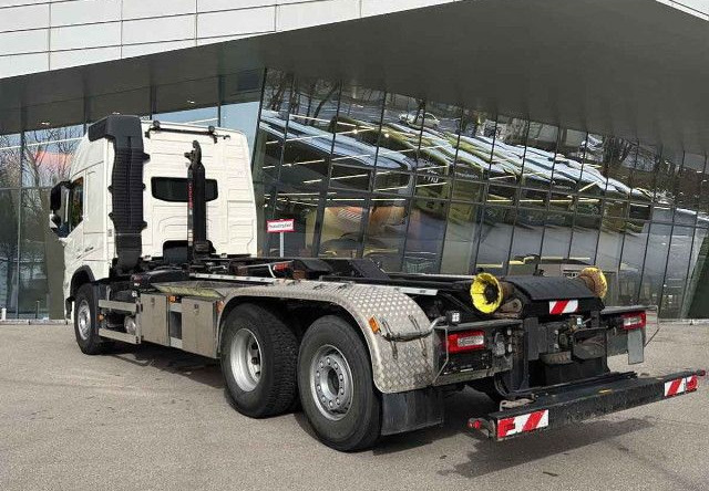 VOLVO FM 460 6X2*4 / HIAB ULT21S61 hooklift / 50 tho. km! / 2022 - Camion ampliroll: photos 4 VOLVO FM 460 6X2*4 / HIAB ULT21S61 hooklift / 50 tho. km! / 2022 - Camion ampliroll: photos 4