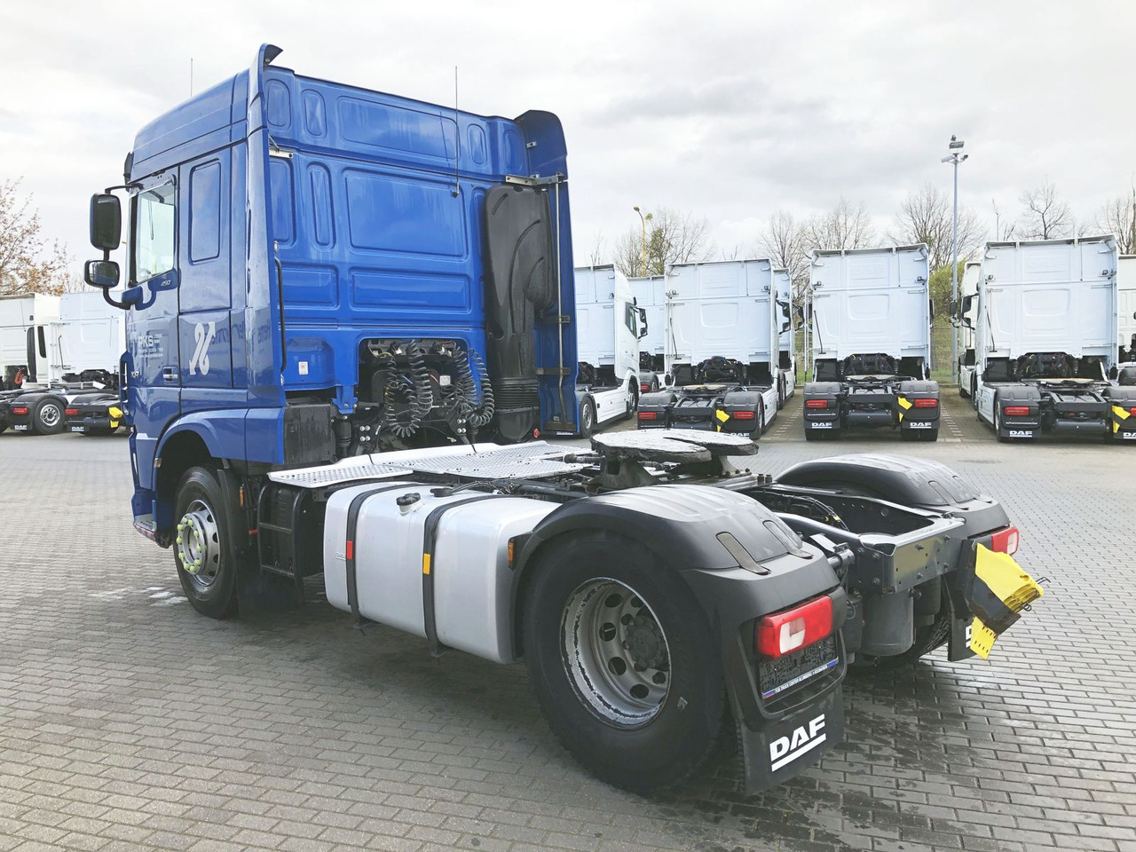 DAF XF 450 FT SC, Hydraulik, Standklima, Navigation - Tracteur routier: photos 4 DAF XF 450 FT SC, Hydraulik, Standklima, Navigation - Tracteur routier: photos 4