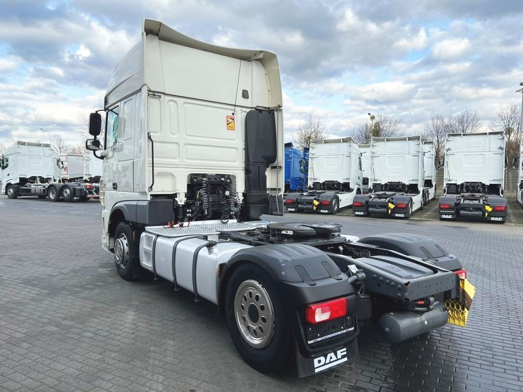 DAF XF 460 FT SSC Intarder 2xTank 1.185 Liter Euro 6 - Tracteur routier: photos 3 DAF XF 460 FT SSC Intarder 2xTank 1.185 Liter Euro 6 - Tracteur routier: photos 3