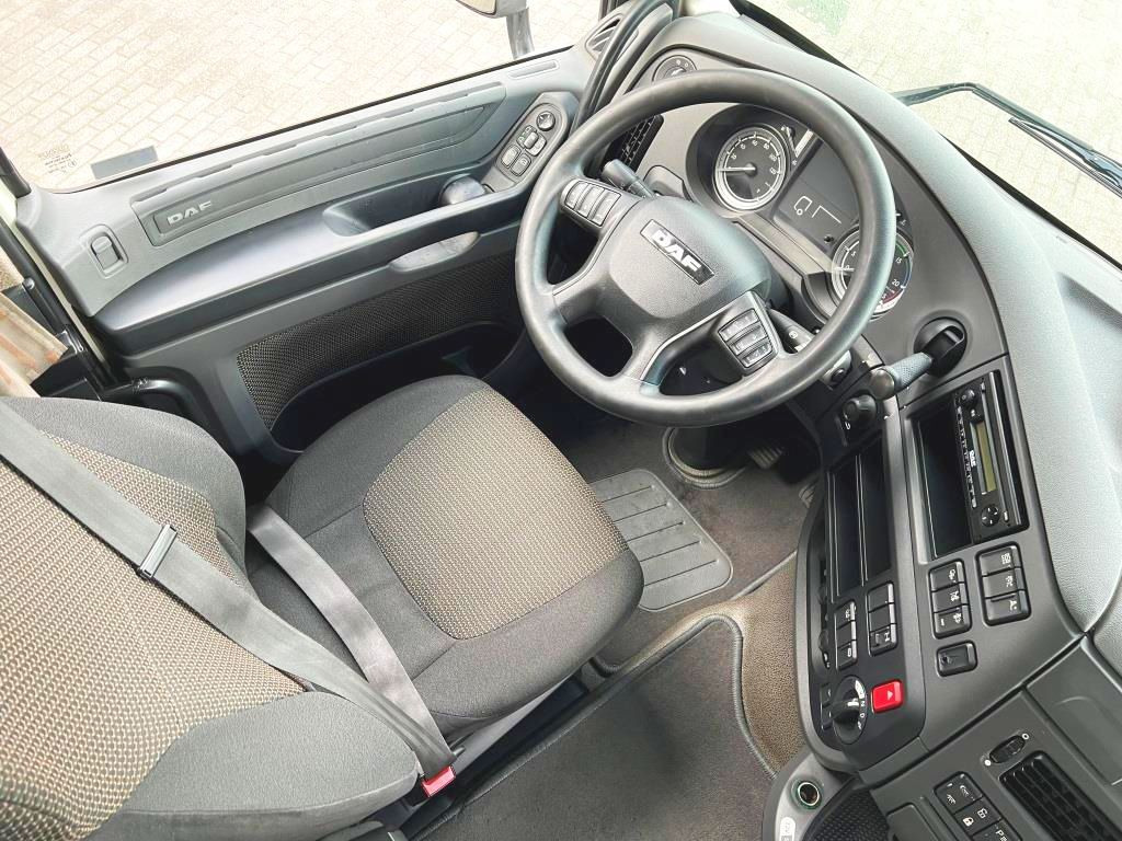 DAF XF 460 FT SSC Intarder 2xTank 1.185 Liter Euro 6 - Tracteur routier: photos 5 DAF XF 460 FT SSC Intarder 2xTank 1.185 Liter Euro 6 - Tracteur routier: photos 5