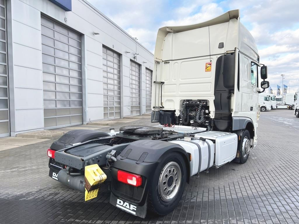 DAF XF 460 FT SSC Intarder 2xTank 1.185 Liter Euro 6 - Tracteur routier: photos 4 DAF XF 460 FT SSC Intarder 2xTank 1.185 Liter Euro 6 - Tracteur routier: photos 4