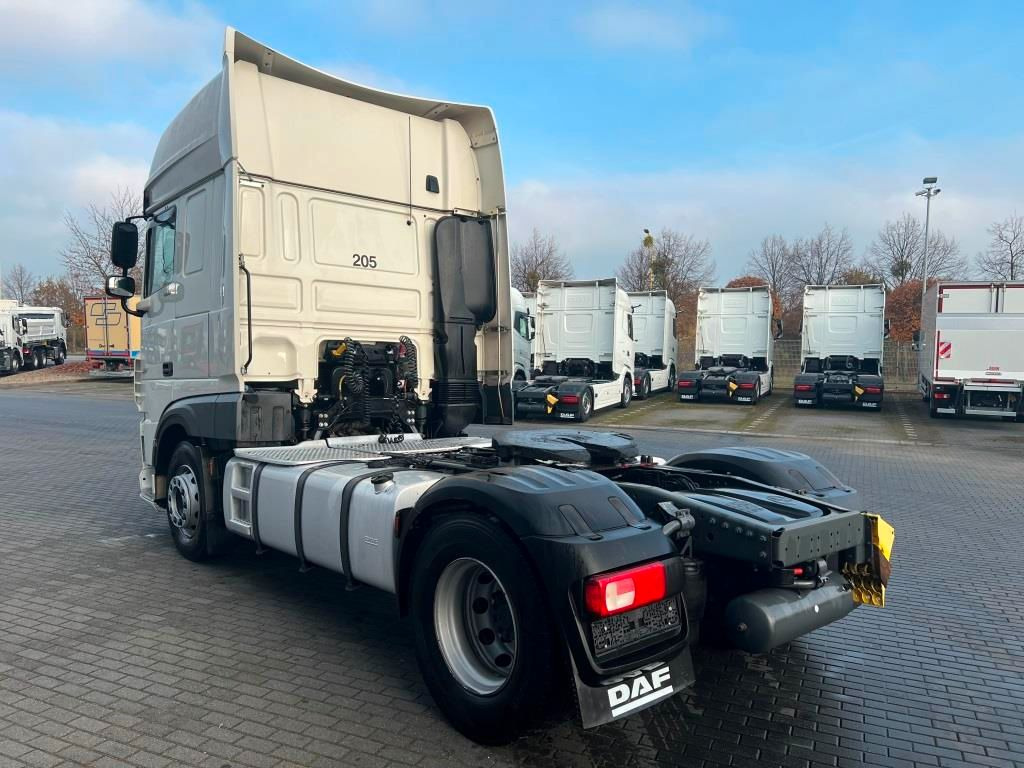 DAF XF 480 FT SSC Retarder Standklima 2xTank 1.185L - Tracteur routier: photos 3 DAF XF 480 FT SSC Retarder Standklima 2xTank 1.185L - Tracteur routier: photos 3