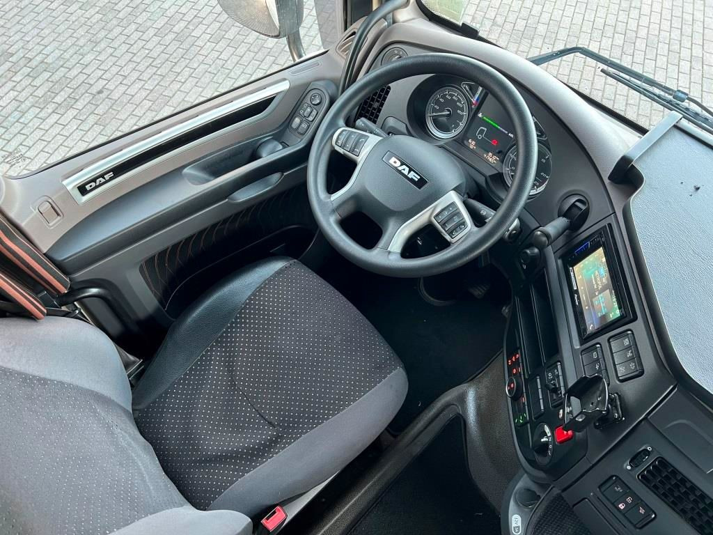 DAF XF 480 FT SSC Retarder Standklima 2xTank 1.185L - Tracteur routier: photos 5 DAF XF 480 FT SSC Retarder Standklima 2xTank 1.185L - Tracteur routier: photos 5
