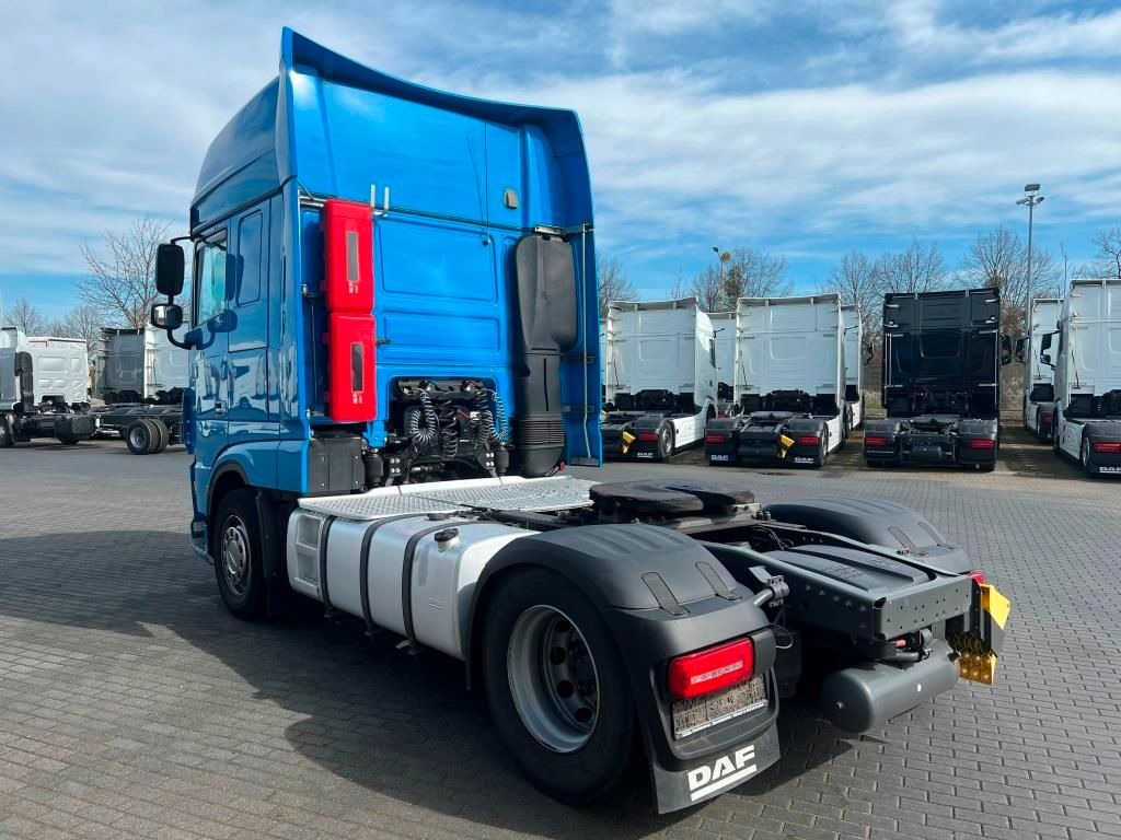 DAF XF 530 FT SSC Retarder Standklima Navigation - Tracteur routier: photos 3 DAF XF 530 FT SSC Retarder Standklima Navigation - Tracteur routier: photos 3