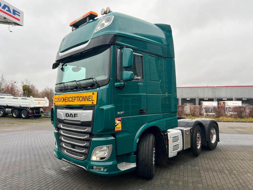 DAF XF 530 SSC FTG Liftlenkachse Retarder Standklima - Tracteur routier: photos 2 DAF XF 530 SSC FTG Liftlenkachse Retarder Standklima - Tracteur routier: photos 2