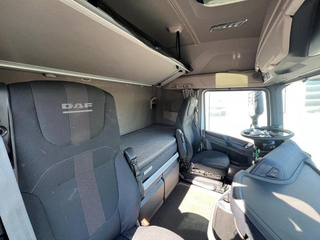 DAF XFn 480 FT Intarder 2xTank 1.105 L Vollspoiler - Tracteur routier: photos 4 DAF XFn 480 FT Intarder 2xTank 1.105 L Vollspoiler - Tracteur routier: photos 4