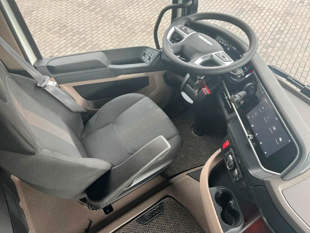 DAF XG 480 FT Intarder Standklima - zur Miete! - Tracteur routier: photos 5 DAF XG 480 FT Intarder Standklima - zur Miete! - Tracteur routier: photos 5