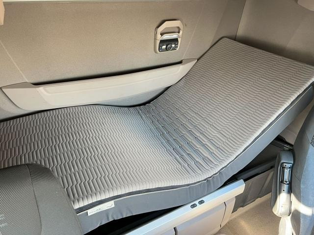 DAF XG 480 FT TraXon Intarder 2xTank Hydraulikanlage - Tracteur routier: photos 3 DAF XG 480 FT TraXon Intarder 2xTank Hydraulikanlage - Tracteur routier: photos 3