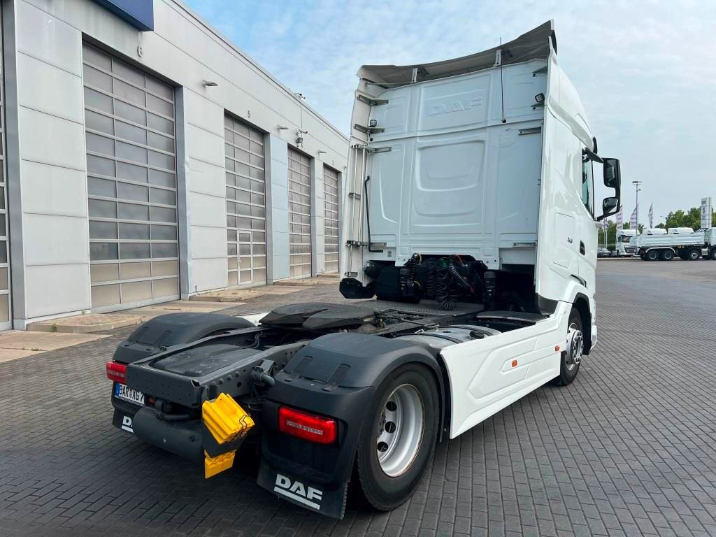 DAF XG 480 FT TraXon ZF-Intarder 2x Tank 1.195 Liter - Tracteur routier: photos 4 DAF XG 480 FT TraXon ZF-Intarder 2x Tank 1.195 Liter - Tracteur routier: photos 4