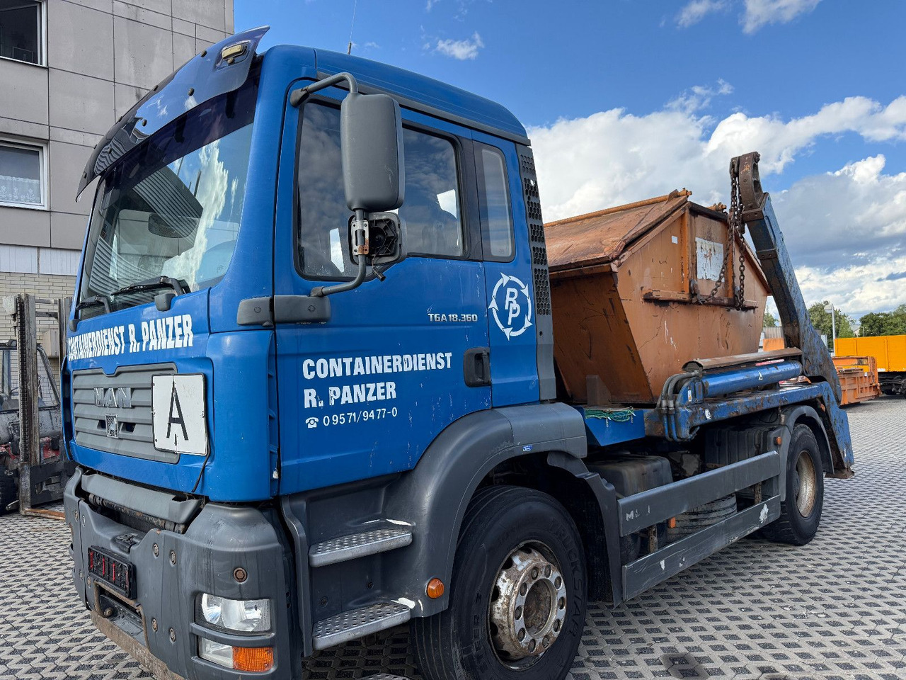 MAN TGA 18,360 - Camion benne: photos 2 MAN TGA 18,360 - Camion benne: photos 2