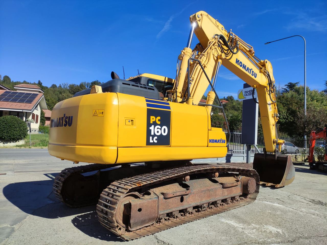 KOMATSU PC160LC-7 - Pelle sur chenille: photos 2 KOMATSU PC160LC-7 - Pelle sur chenille: photos 2