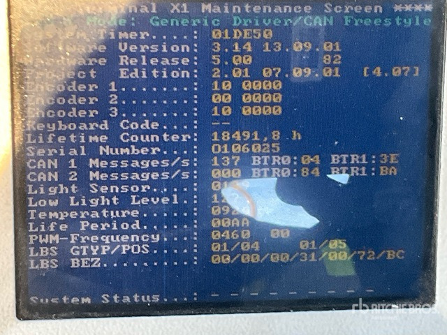 2001 Fendt Favorit 926 Vario 4WD Tractor - Tracteur agricole: photos 4 2001 Fendt Favorit 926 Vario 4WD Tractor - Tracteur agricole: photos 4