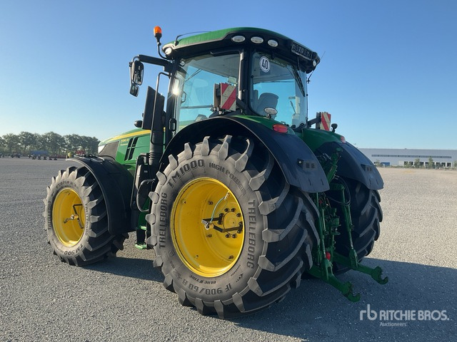 2015 John Deere 7310R 4WD Tractor - Tracteur agricole: photos 3 2015 John Deere 7310R 4WD Tractor - Tracteur agricole: photos 3