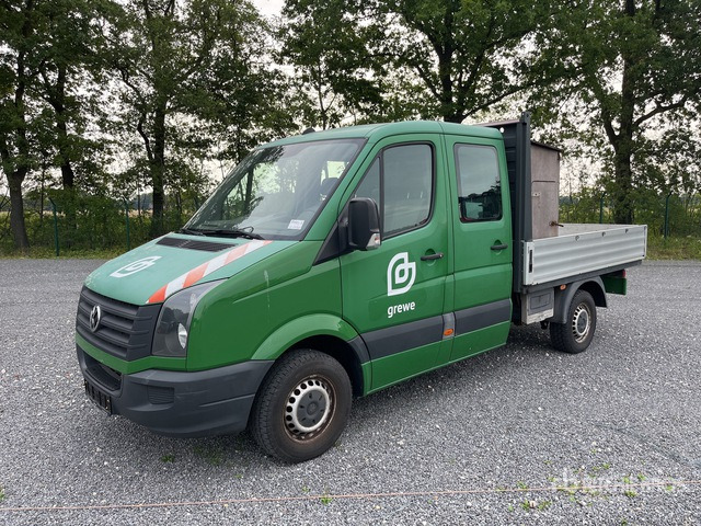 2015 Volkswagen Crafter 4x2 Crew Cab Flatbed Truck - Camion plateau: photos 2 2015 Volkswagen Crafter 4x2 Crew Cab Flatbed Truck - Camion plateau: photos 2