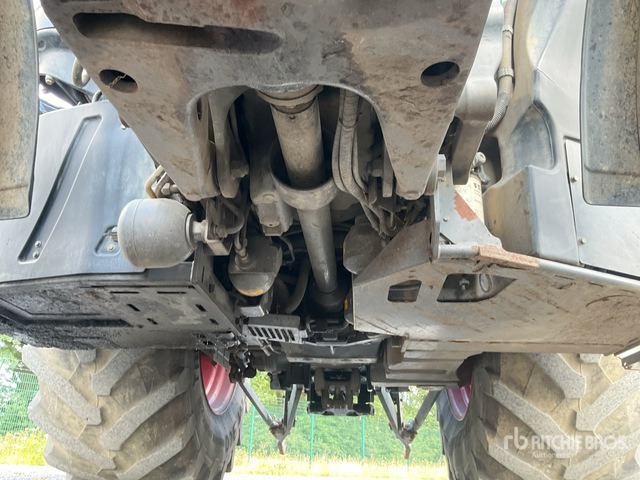 2020 Fendt 724 Vario S4 Profi 4WD Tractor - Tracteur agricole: photos 4 2020 Fendt 724 Vario S4 Profi 4WD Tractor - Tracteur agricole: photos 4