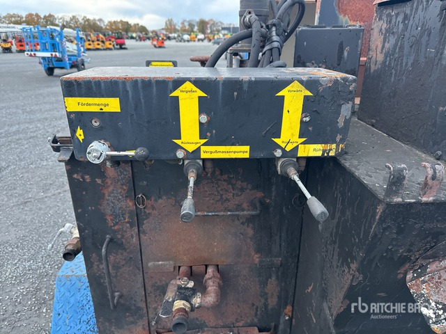 2010 Richard Rupprecht GmbH 230-RW Asphalt Distributor Trailer - Autre matériel: photos 4 2010 Richard Rupprecht GmbH 230-RW Asphalt Distributor Trailer - Autre matériel: photos 4