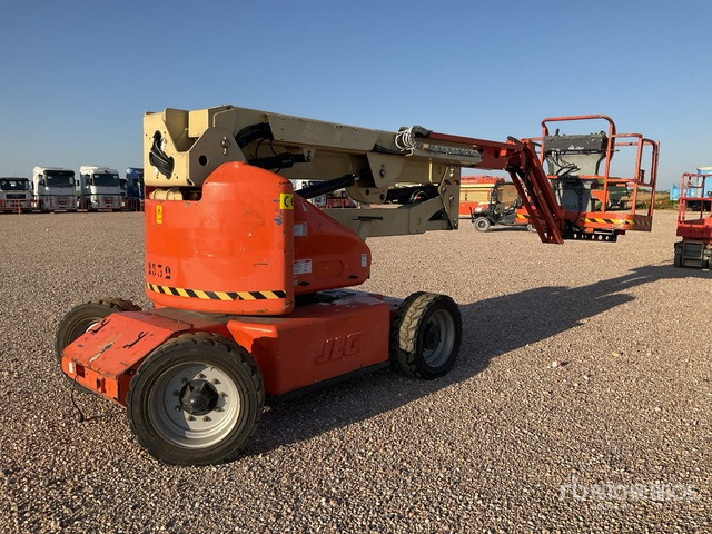 2005 JLG E450AJ 2WD Electric (Inoperable) Articulating Boom Lift - Nacelle articulée: photos 1 2005 JLG E450AJ 2WD Electric (Inoperable) Articulating Boom Lift - Nacelle articulée: photos 1