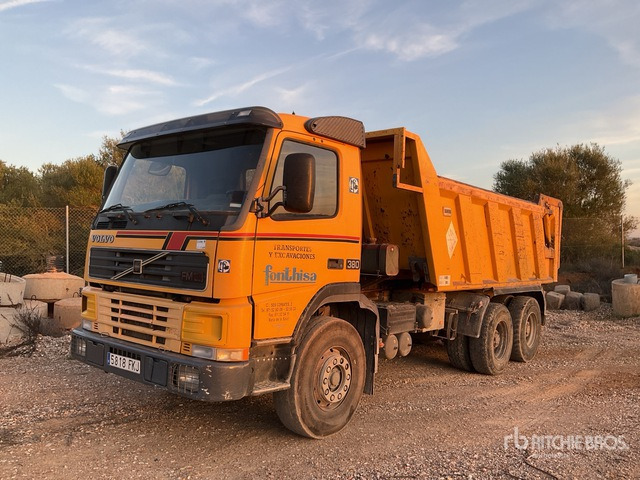 2006 Volvo FM12-380 6x4 T/A Dump Truck - Camion benne: photos 3 2006 Volvo FM12-380 6x4 T/A Dump Truck - Camion benne: photos 3