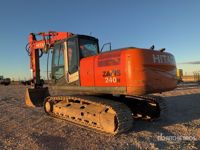 2008 Hitachi ZX240N-3 Series Tracked Excavator - Pelle sur chenille: photos 2 2008 Hitachi ZX240N-3 Series Tracked Excavator - Pelle sur chenille: photos 2