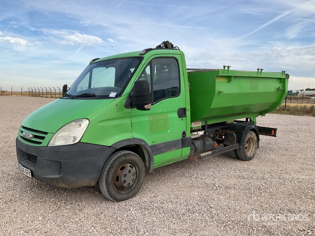 2008 Iveco Daily 35C12 2007 Hiab 008 840 kg on 4x2 Dump Truck with Crane - Utilitaire benne: photos 3 2008 Iveco Daily 35C12 2007 Hiab 008 840 kg on 4x2 Dump Truck with Crane - Utilitaire benne: photos 3